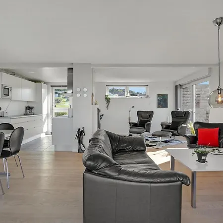 Semesterbostad Beautiful In With Wifi *